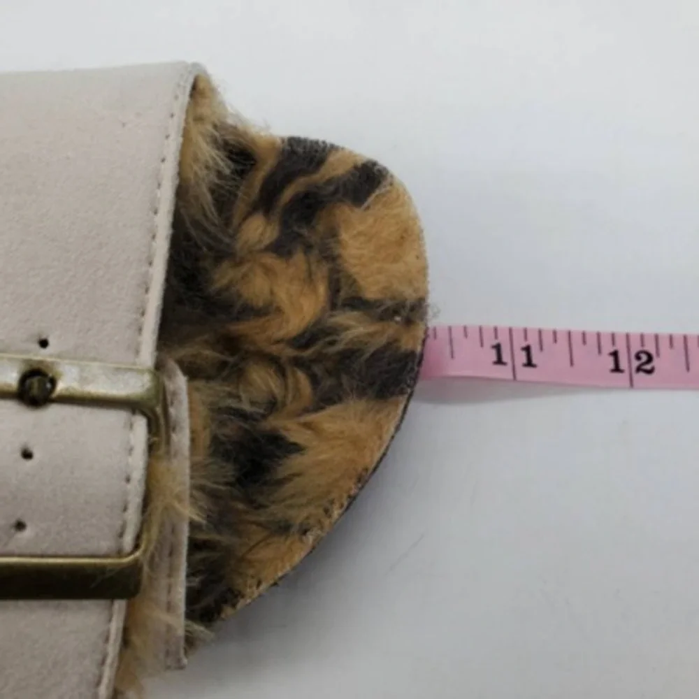 Vintage 93 Shoes Womens Cozi Slides Sandals Beige Leopard Faux Fur 9‎ M